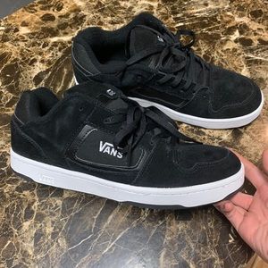 Men’s black vans